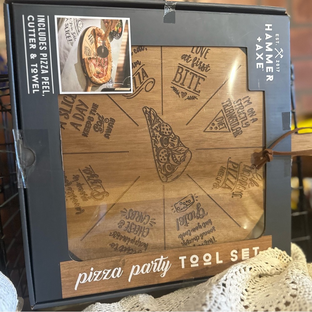Hammer + Axe Pizza Party Tool Set